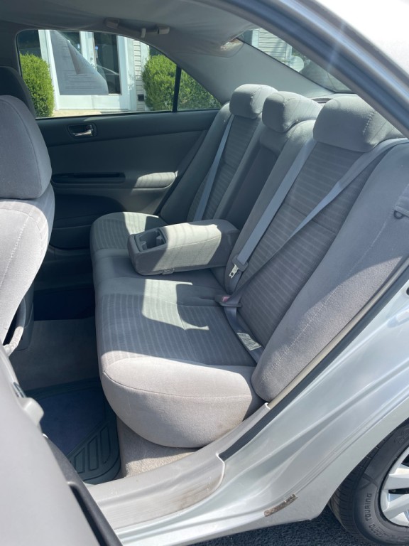 2005 Toyota Camry Image 16
