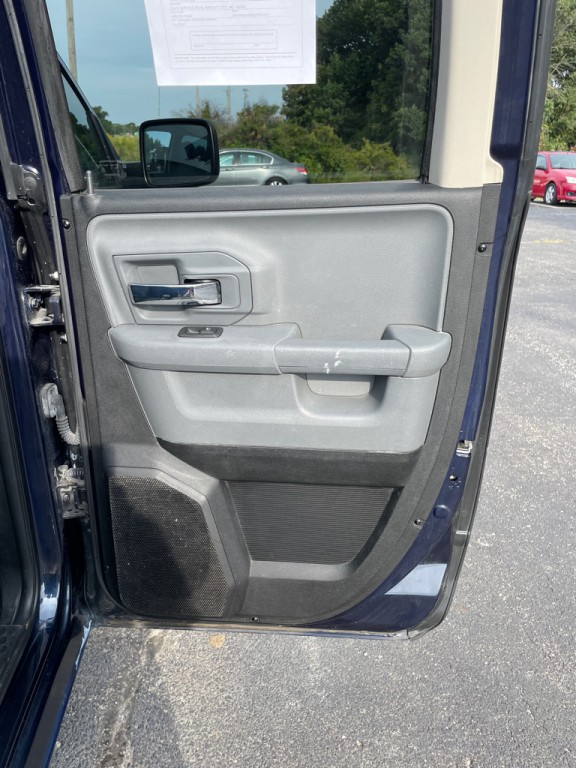 2013 RAM 1500 Image 18