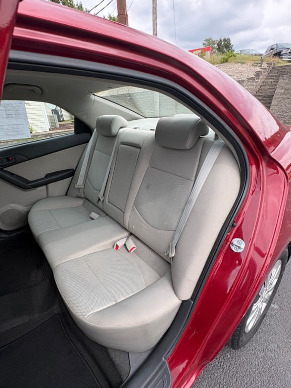 2012 Kia Forte Image 17