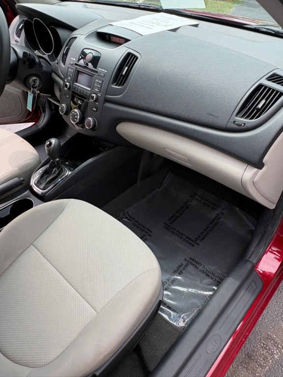 2012 Kia Forte Image 23