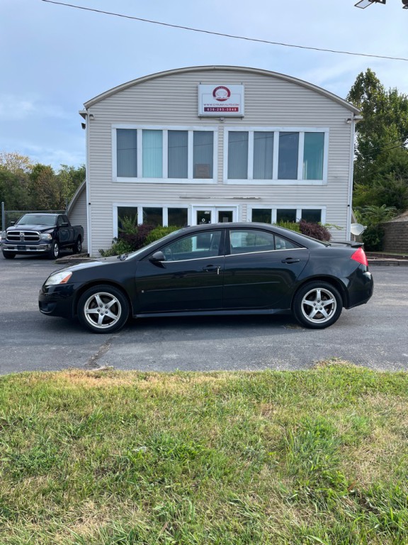 2009 Pontiac G6 Image 2