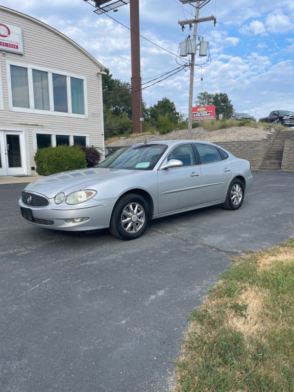 2005 Buick Lacrosse Image 1