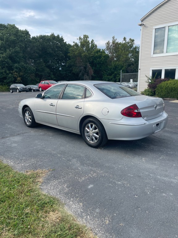 2005 Buick Lacrosse Image 3