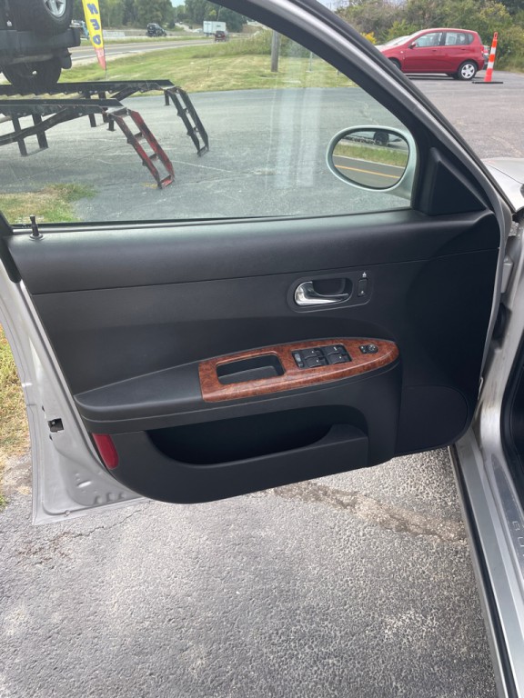 2005 Buick Lacrosse Image 10