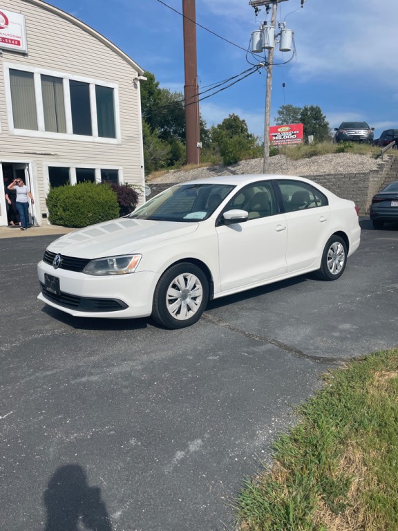 2012 Volkswagen Jetta Image 1