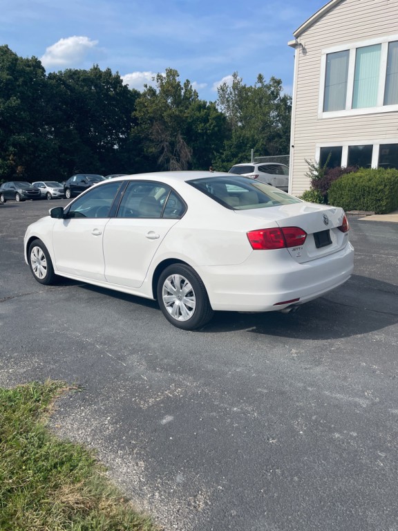 2012 Volkswagen Jetta Image 3