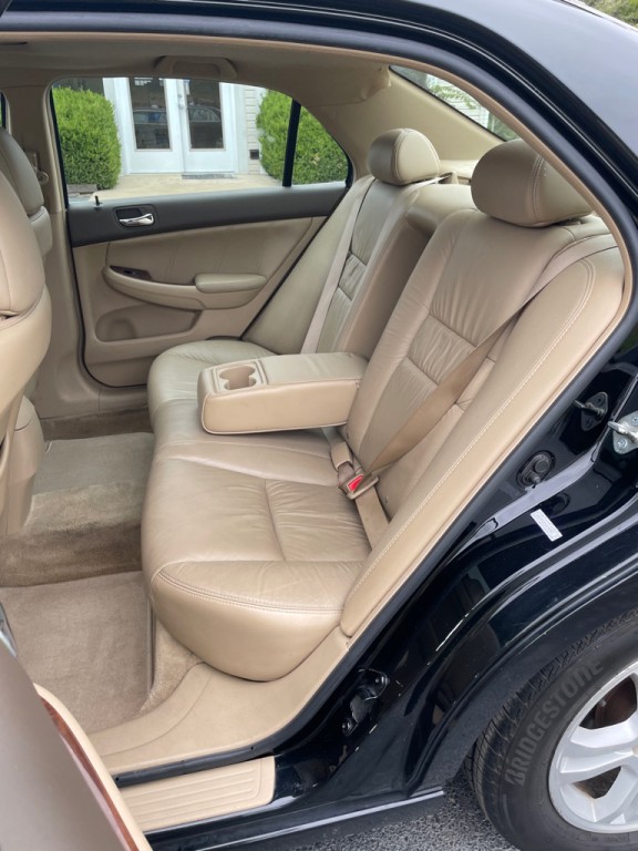 2006 Honda Accord Image 18