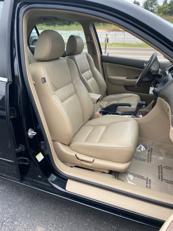 2006 Honda Accord Image 24