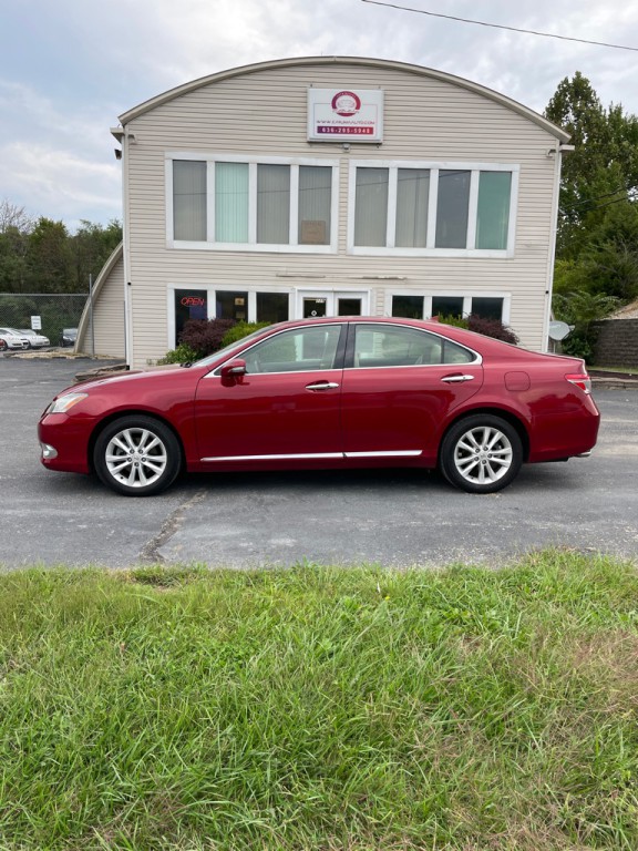 2010 Lexus ES Image 2