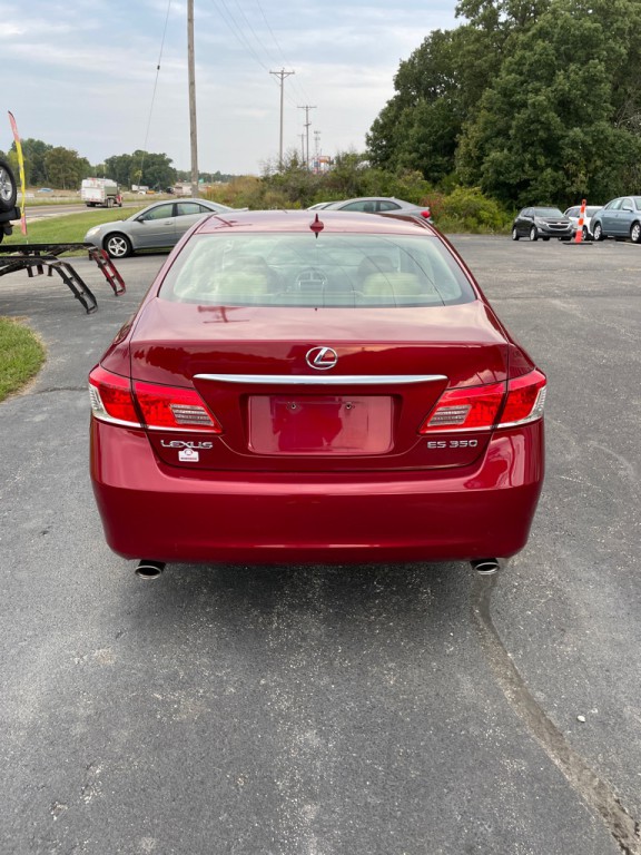 2010 Lexus ES Image 4