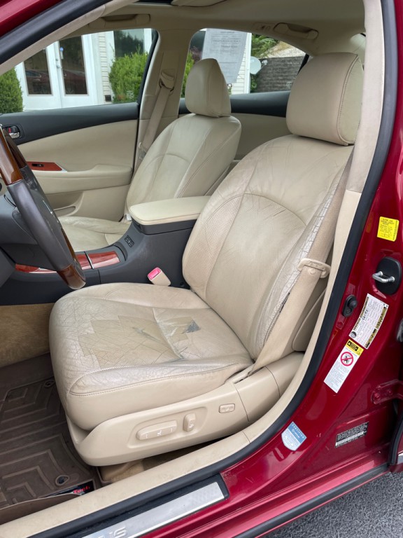 2010 Lexus ES Image 15