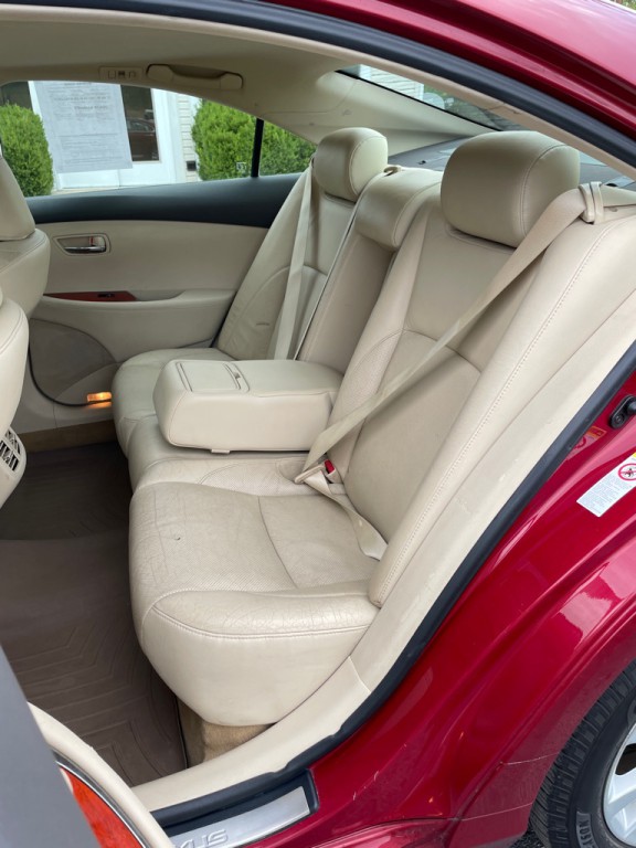 2010 Lexus ES Image 18