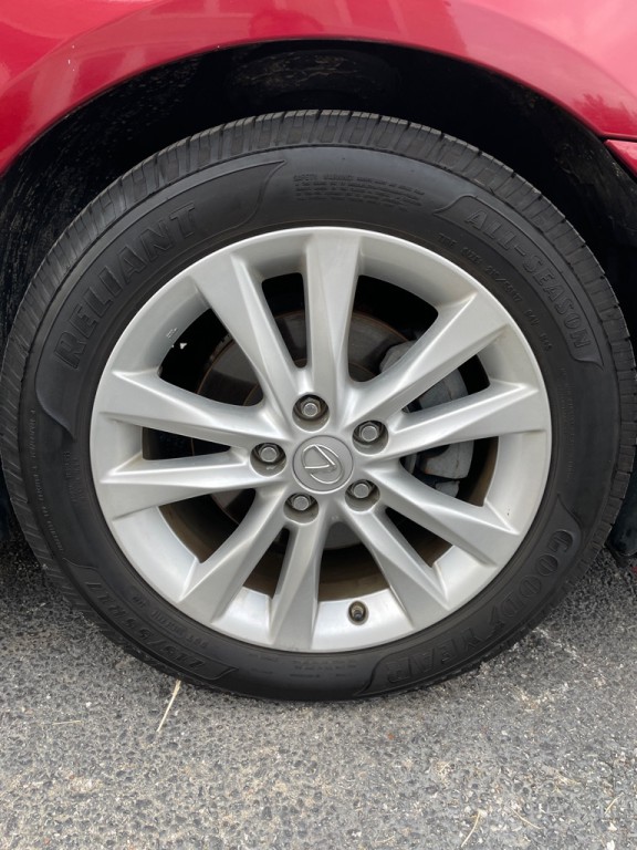 2010 Lexus ES Image 25