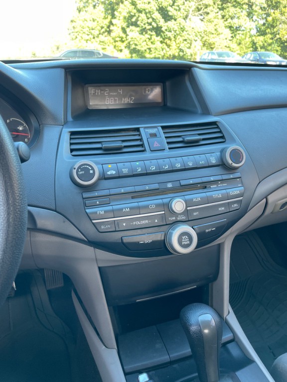 2009 Honda Accord Image 13