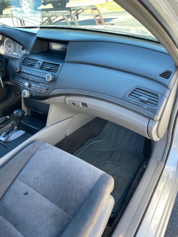 2009 Honda Accord Image 20
