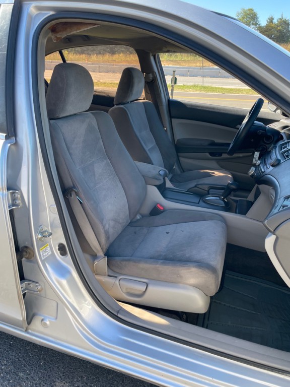 2009 Honda Accord Image 22