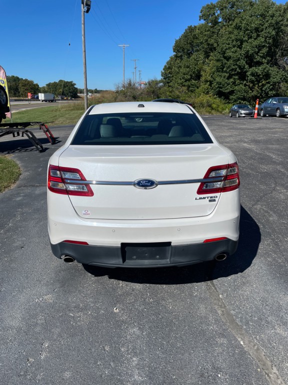 2014 Ford Taurus Image 4