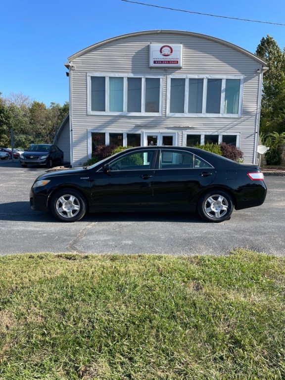 2010 Toyota Camry Image 2