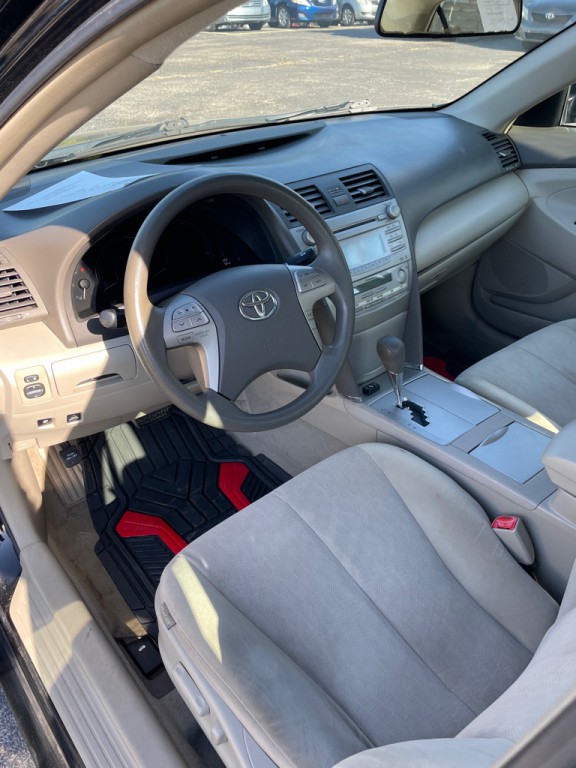 2010 Toyota Camry Image 9