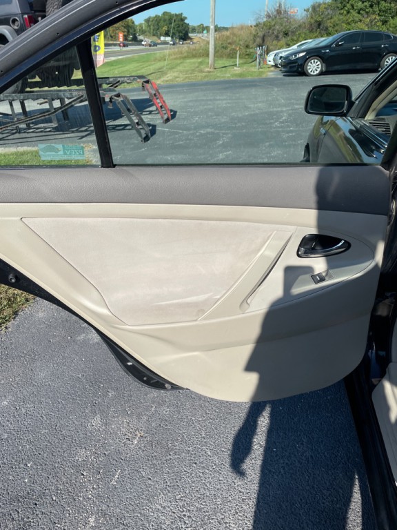 2010 Toyota Camry Image 15