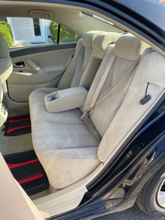 2010 Toyota Camry Image 16