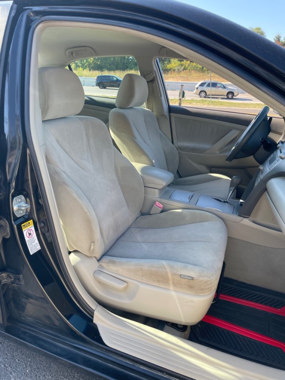 2010 Toyota Camry Image 22