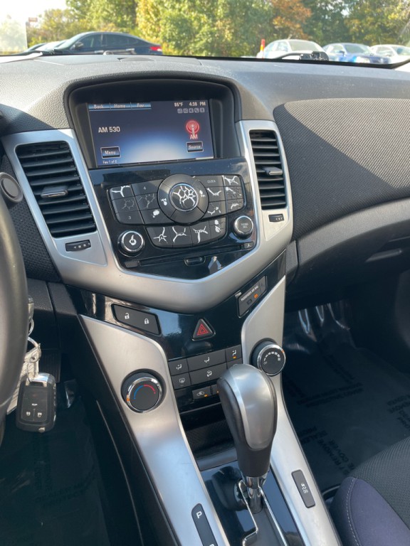 2013 Chevrolet Cruze Image 13
