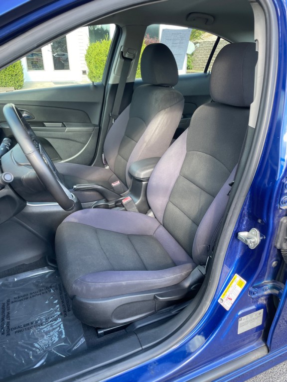 2013 Chevrolet Cruze Image 15
