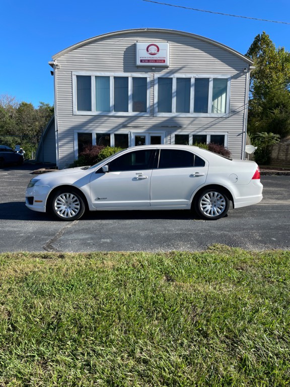 2010 Ford Fusion Image 2