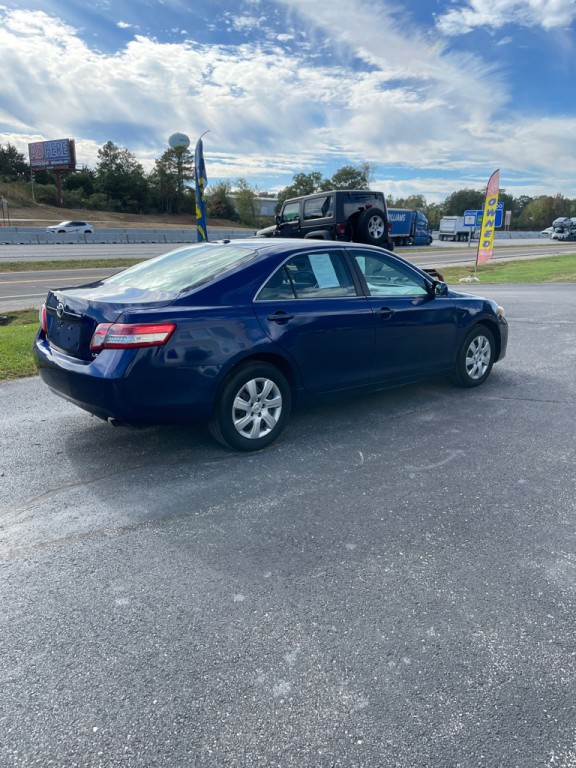 2011 Toyota Camry Image 5