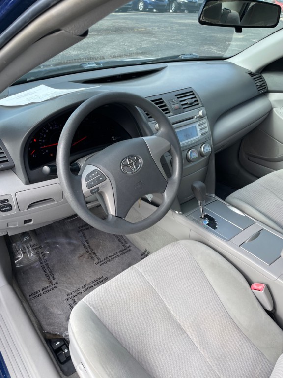 2011 Toyota Camry Image 9
