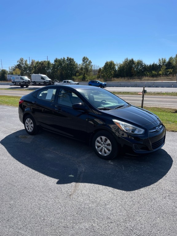 2017 Hyundai Accent Image 7