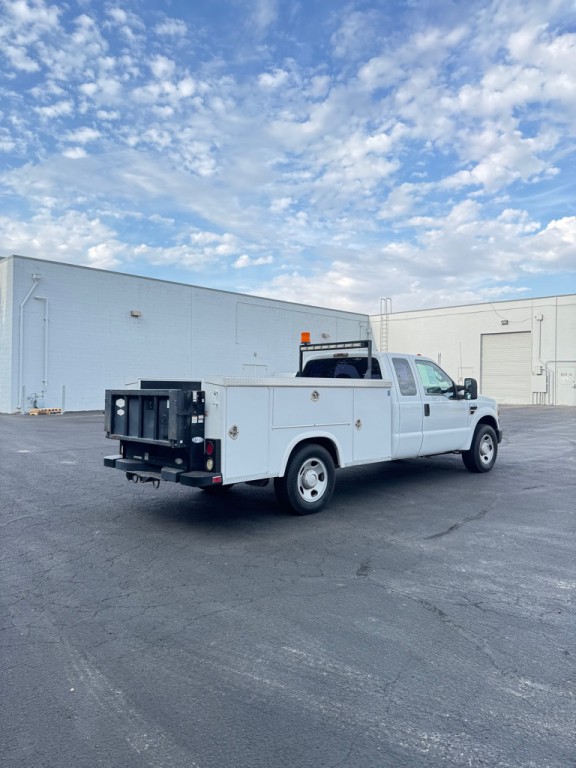 2008 Ford F-350 Image 4