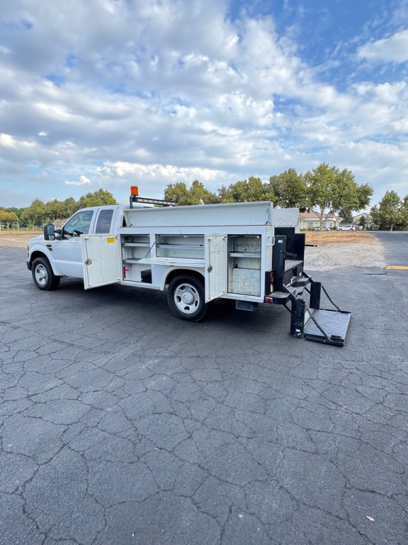 2008 Ford F-350 Image 7