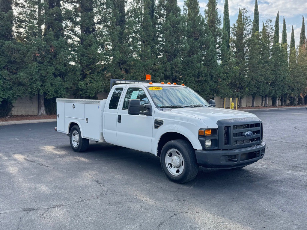 2008 Ford F-350 Image 1