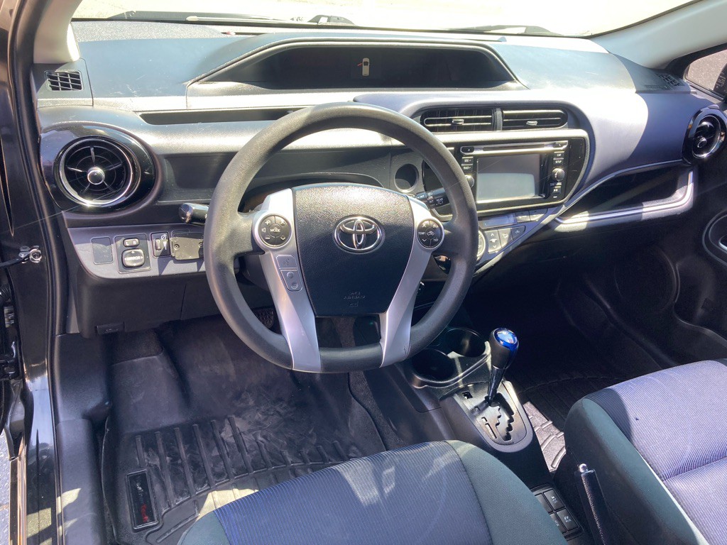 2016 Toyota Prius Image 7