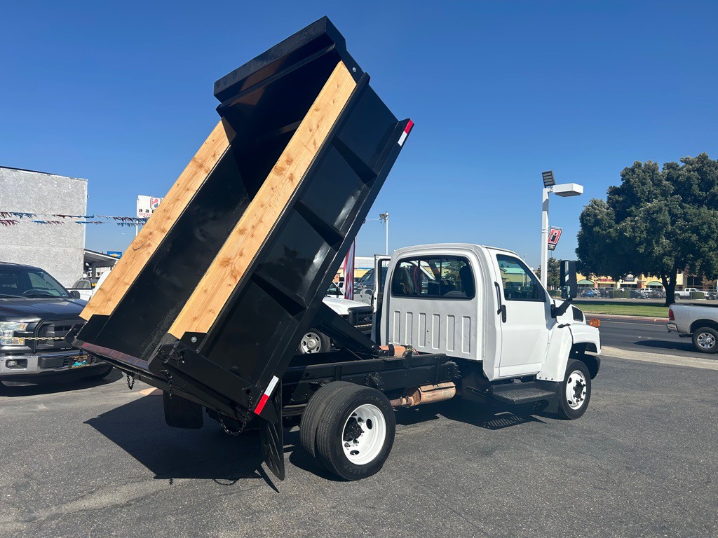 2006 Chevrolet C/K 4500 Image 13