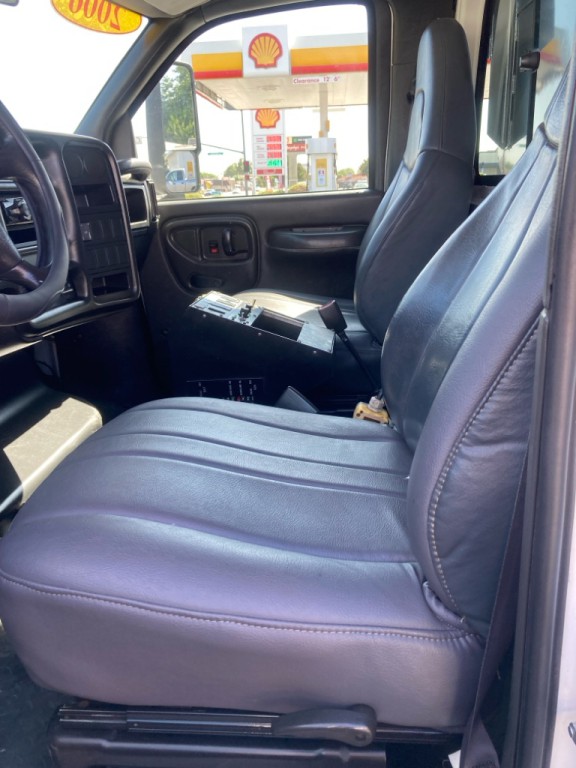 2006 Chevrolet C/K 4500 Image 16
