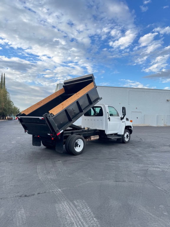 2006 Chevrolet C/K 4500 Image 4