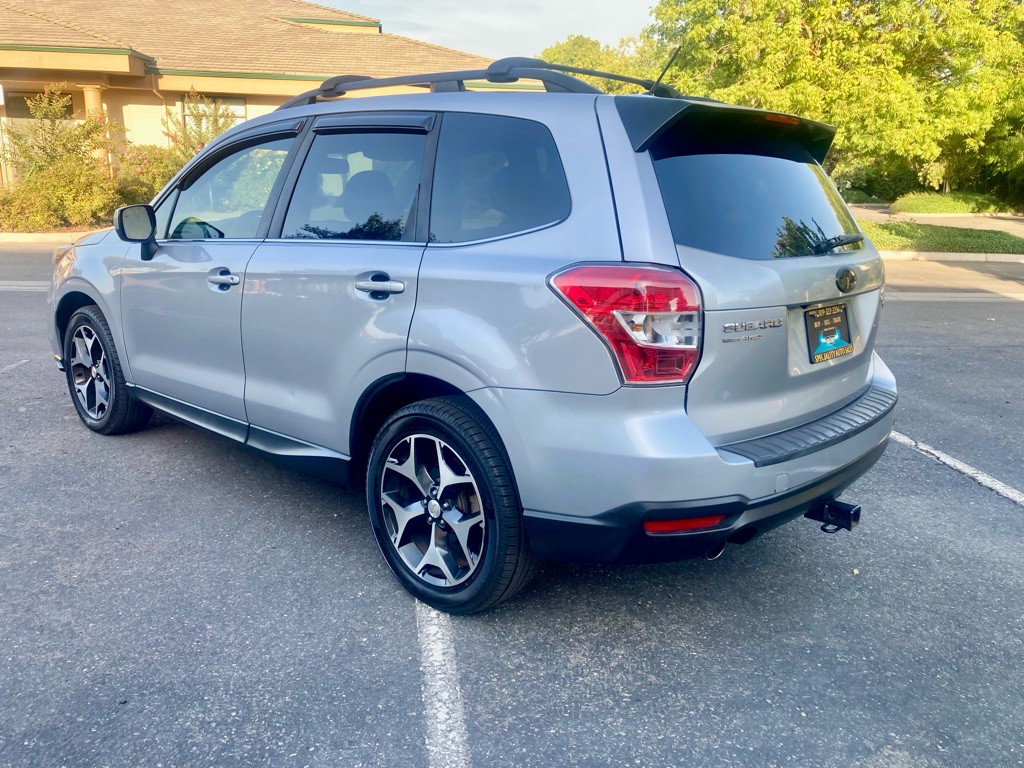 2014 Subaru Forester Image 3