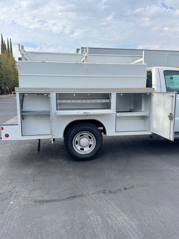 2011 Ford F-350 Image 7