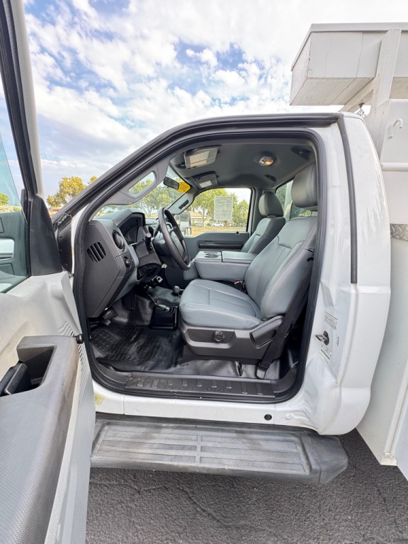 2011 Ford F-350 Image 13