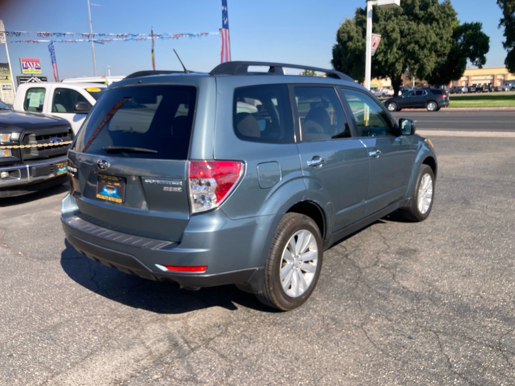 2012 Subaru Forester Image 3