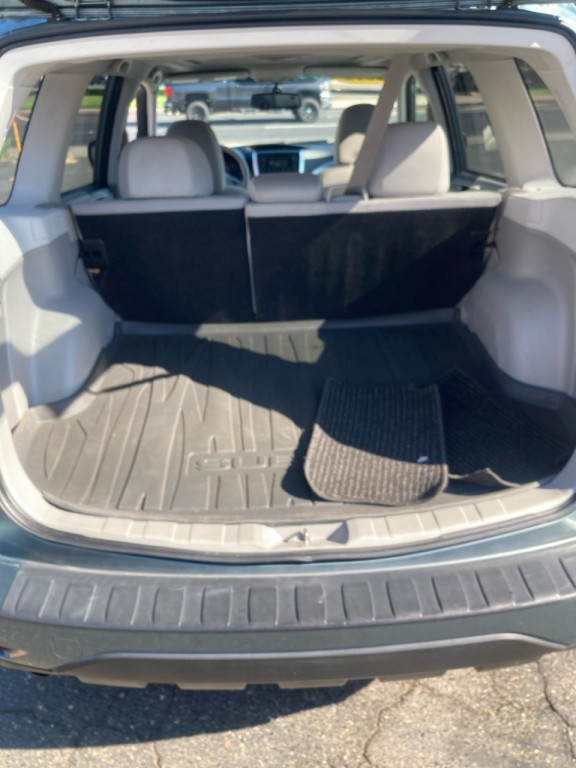 2012 Subaru Forester Image 10