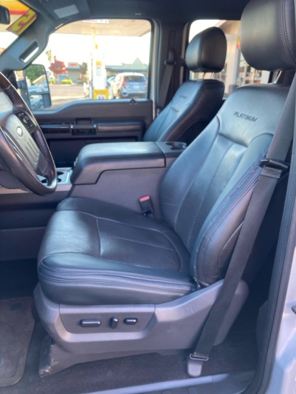 2015 Ford F-250 Image 11