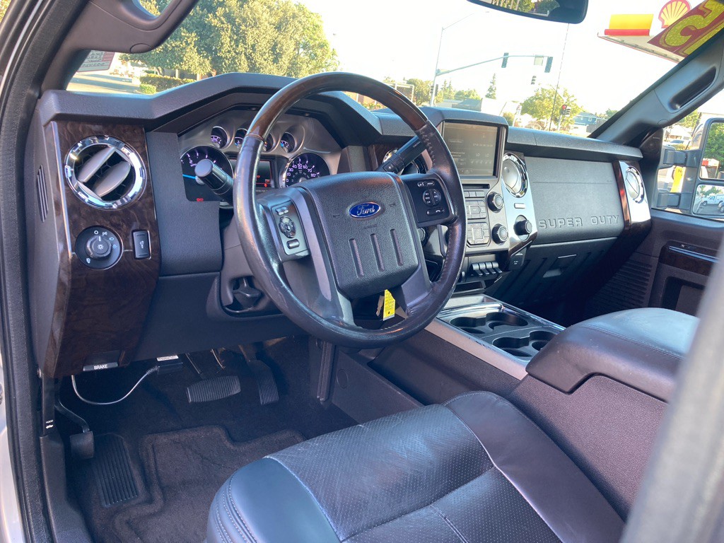 2015 Ford F-250 Image 13