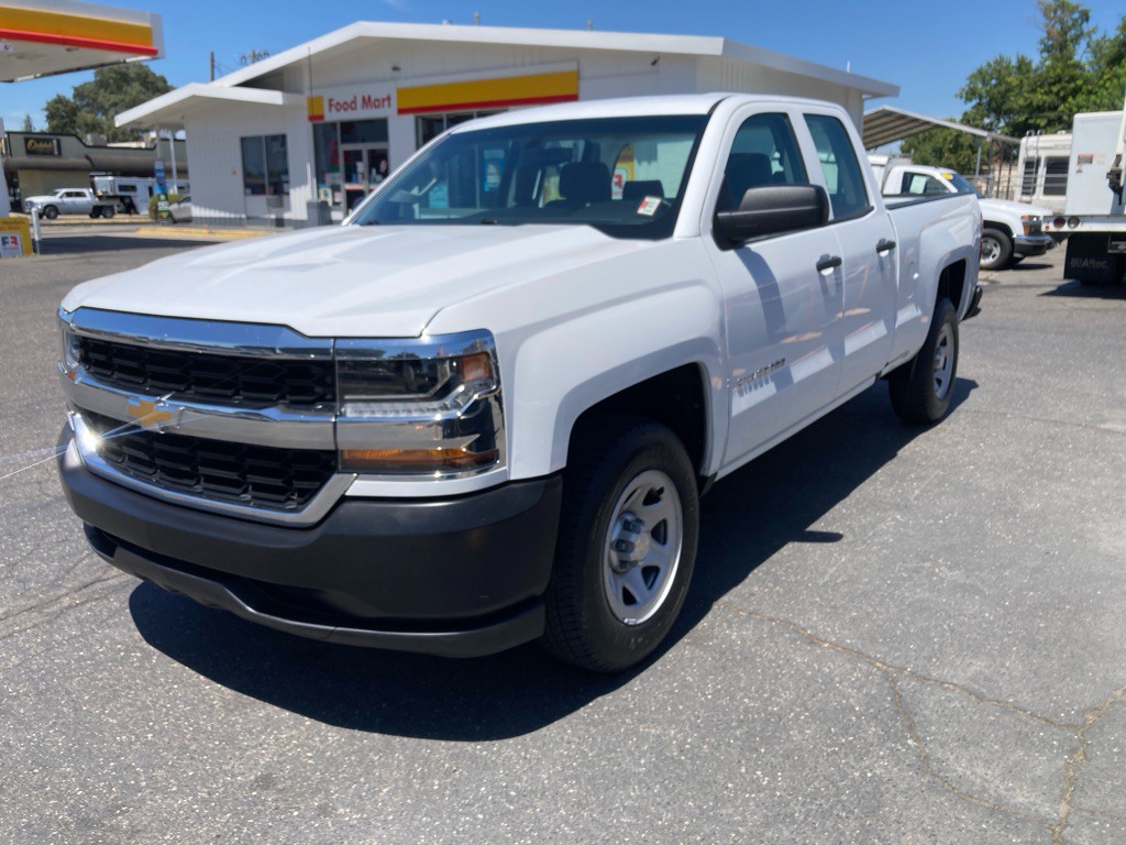 2017 Chevrolet Silverado 1500 Image 3