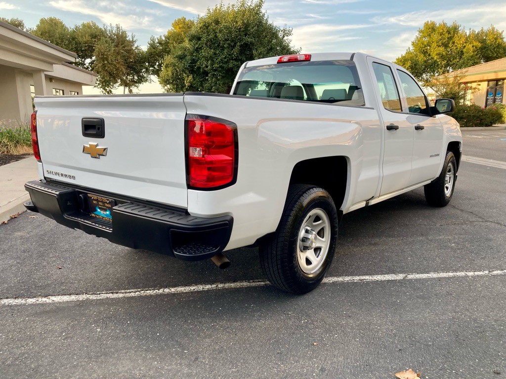 2017 Chevrolet Silverado 1500 Image 5