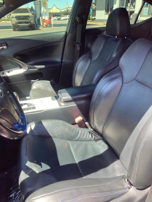 2010 Lexus IS F Image 10