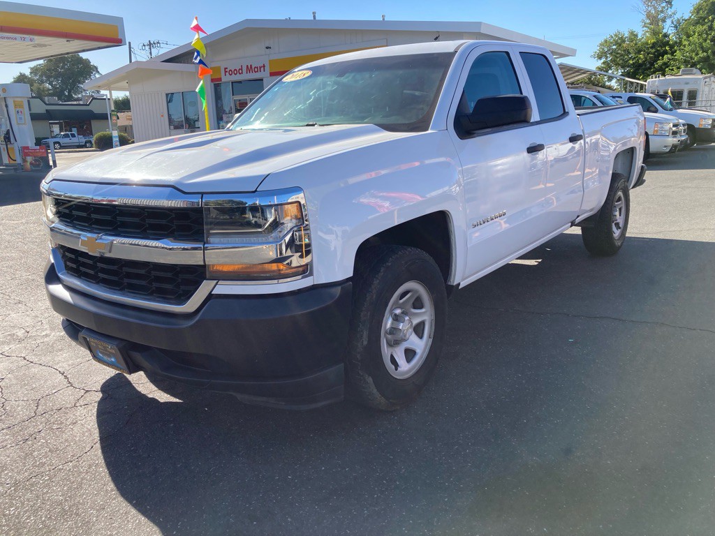 2018 Chevrolet Silverado 1500 Image 1